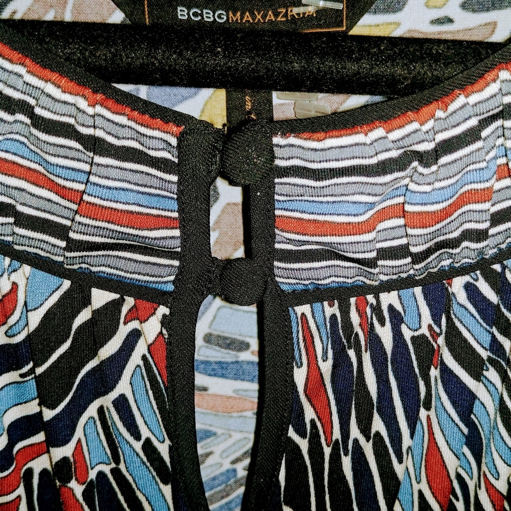 Dress - Picture 4 of 5